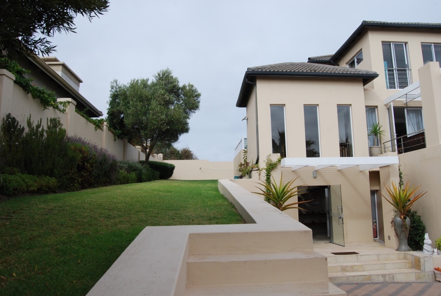 5 Bedroom Property for Sale in Country Club Western Cape